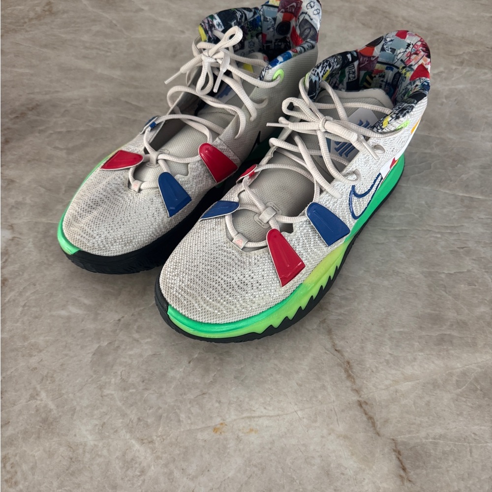 Nike Men’s Basketball Shoe
